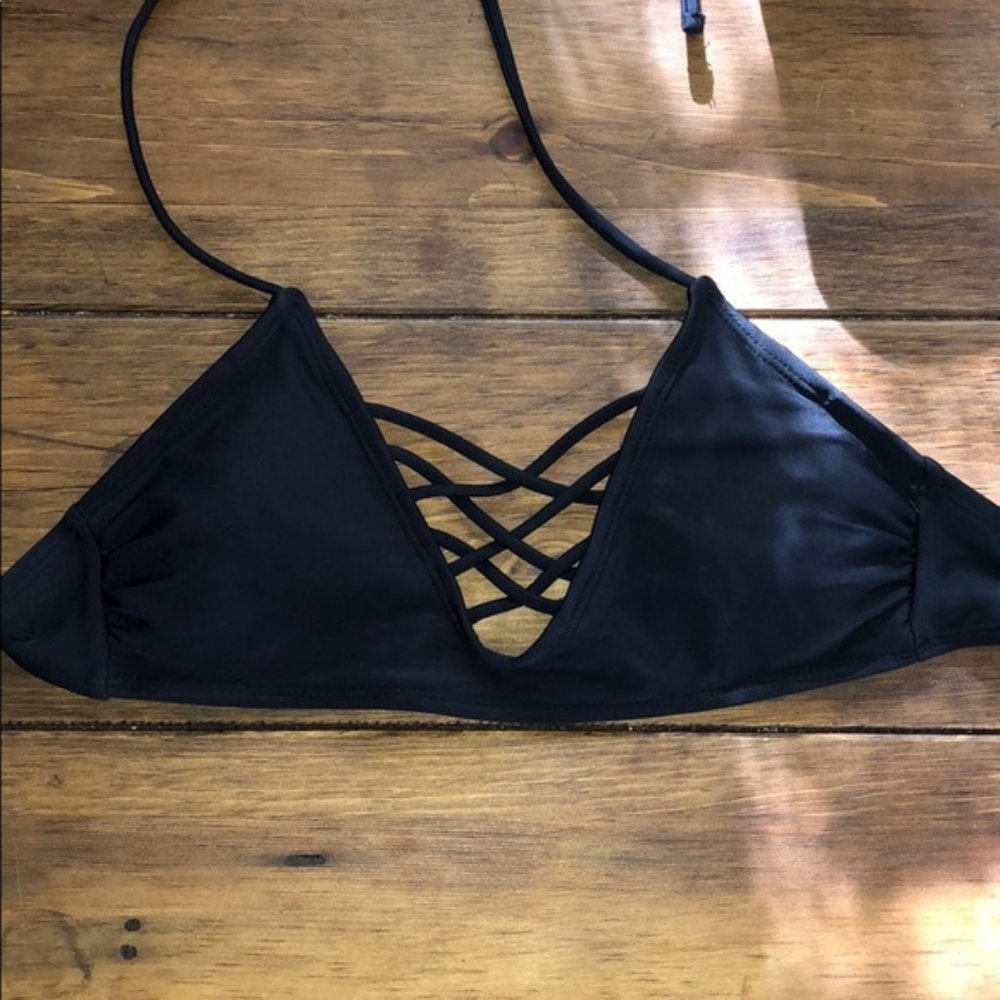 Black Crisscross Strappy Bikini Top